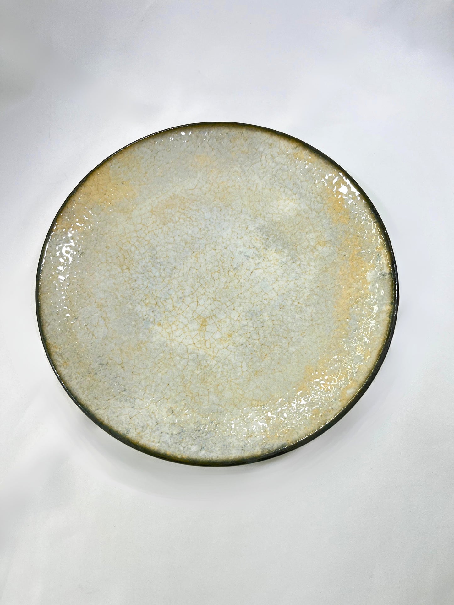 RIMLESS PLATE