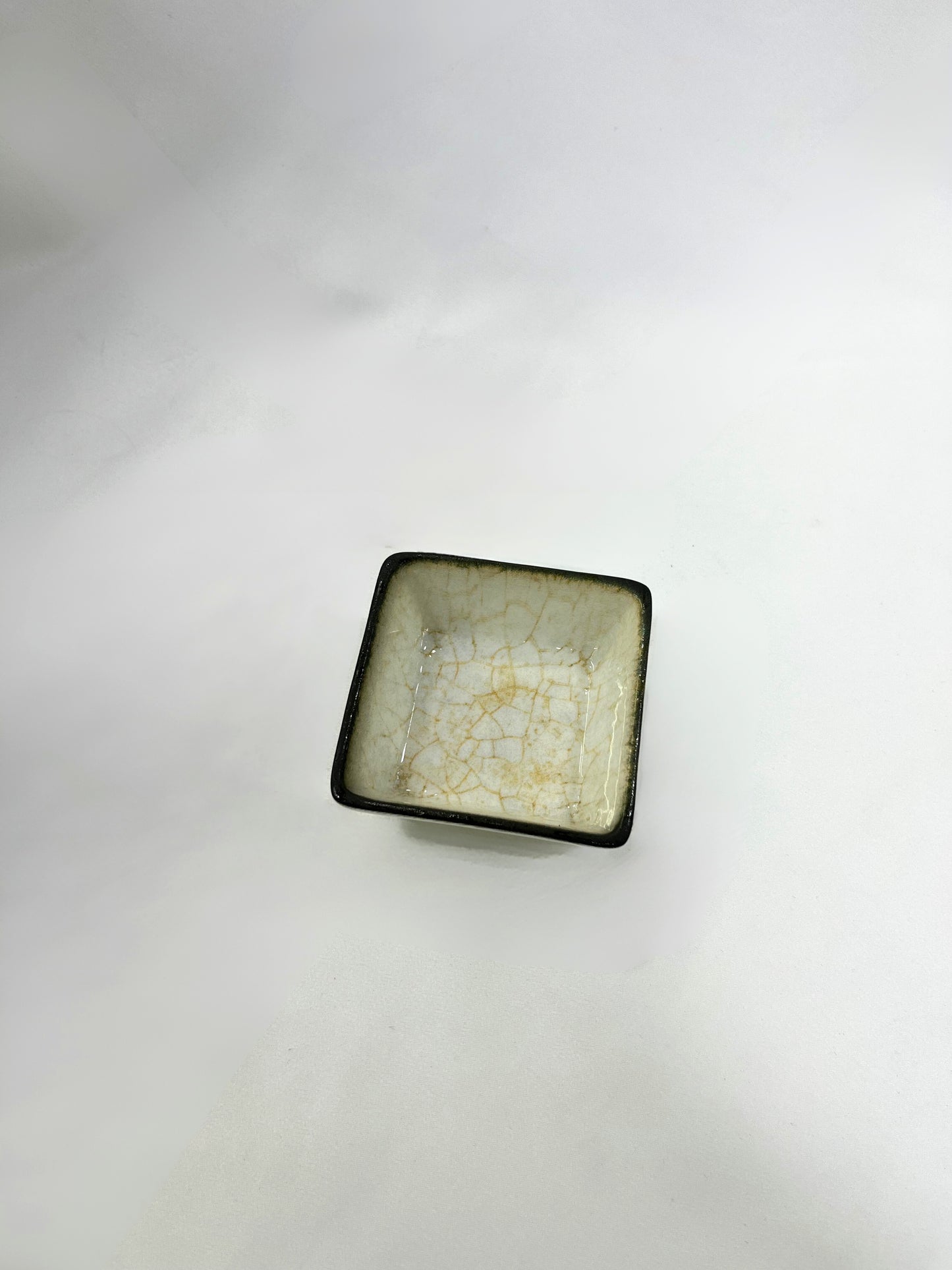 SQUARE BOWL